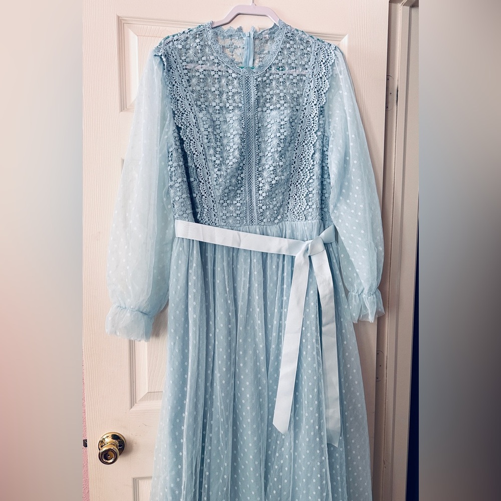 Chic Light Blue Lace Long Sleeve Dress